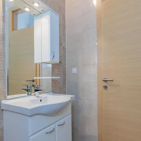 Mlasina-6 By Interhome * Nin