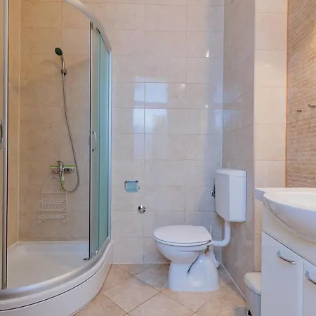 Apartmán Mlasina-6 By Interhome Nin