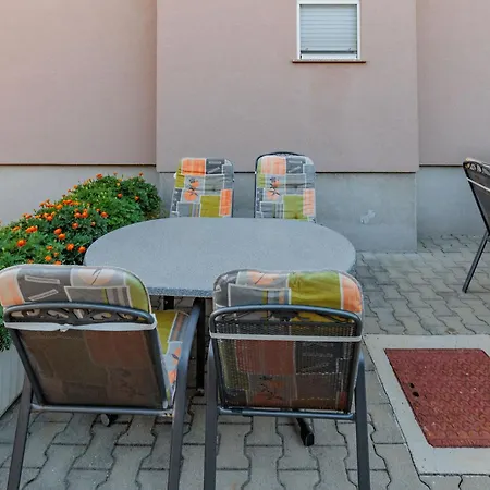 Apartament Mlasina-6 By Interhome Nin