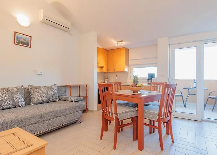 Mlasina-6 By Interhome *