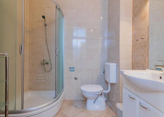 Apartamento Mlasina-6 By Interhome Nin